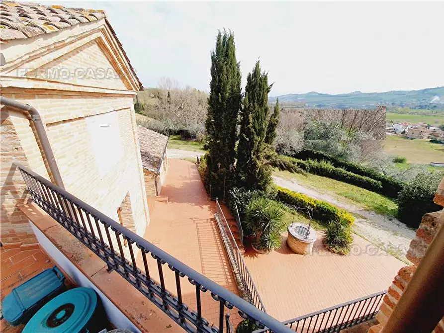 Immagine 17 di Villa in vendita  in Via Contrada castelletta, 10 a Rapagnano
