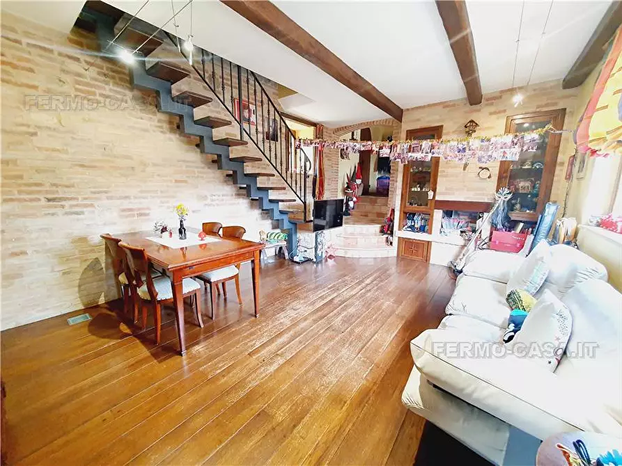 Immagine 24 di Villa in vendita  in Via Contrada castelletta, 10 a Rapagnano