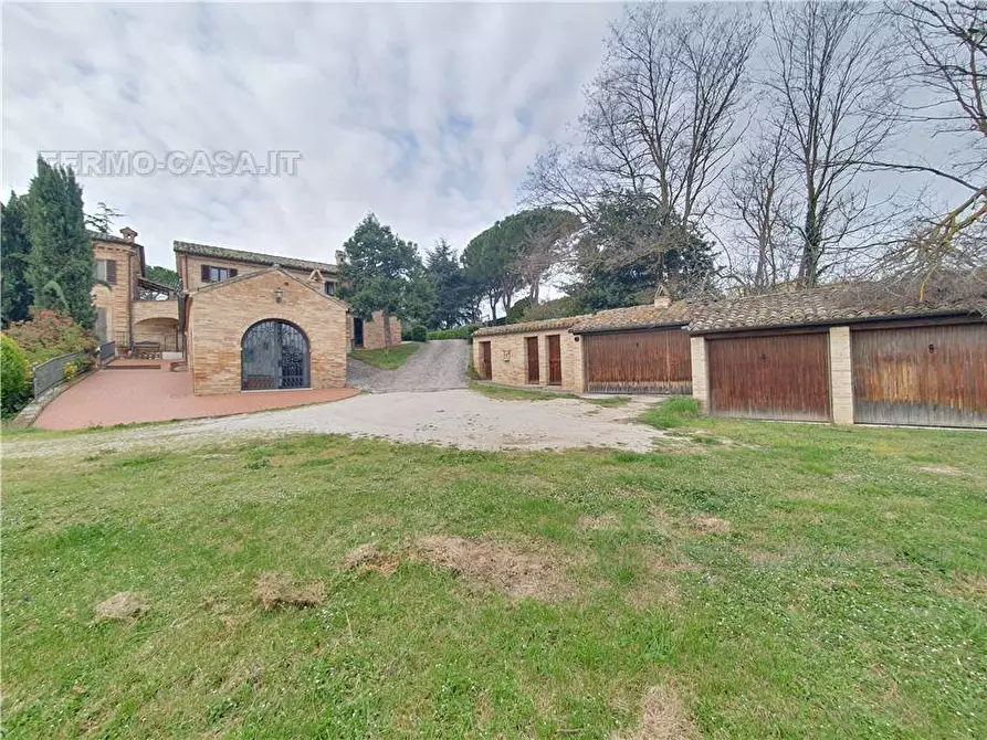 Immagine 4 di Villa in vendita  in Via Contrada castelletta, 10 a Rapagnano