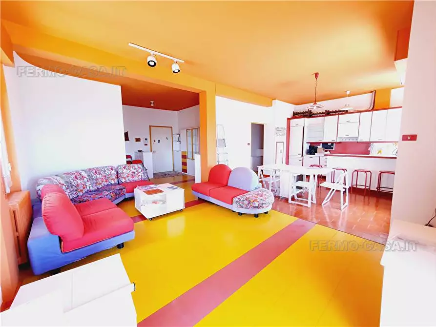 Immagine 1 di Appartamento in vendita  in Via carriera a Fermo