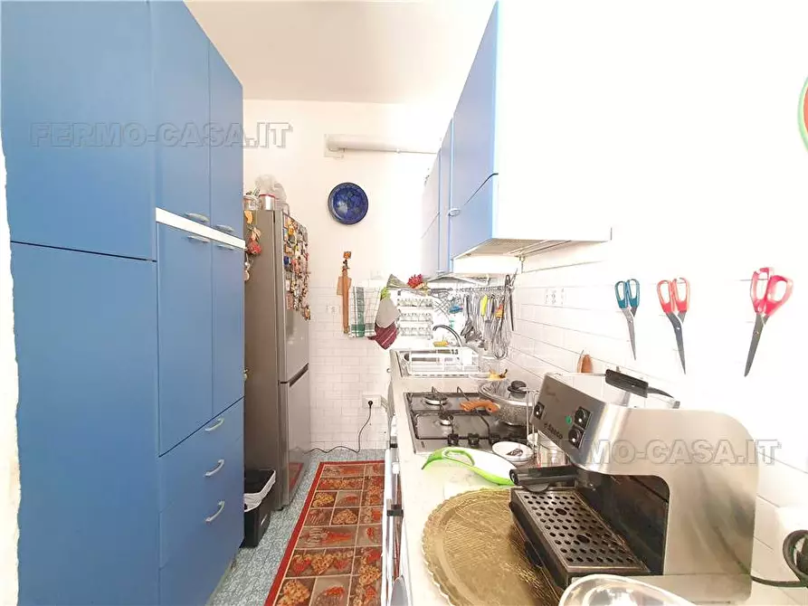 Immagine 12 di Appartamento in vendita  in Via medaglia d'oro, 25 a Fermo
