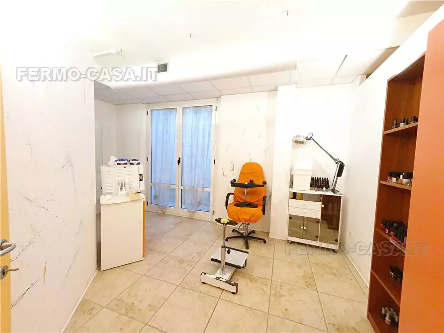 Immagine 19 di Attività commerciale in vendita  in Via sant'antonio, 231 a Petritoli
