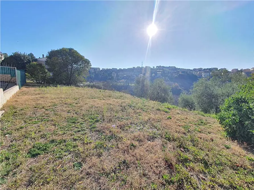 Immagine 11 di Terreno in vendita  in Via italia, 76 a Fermo