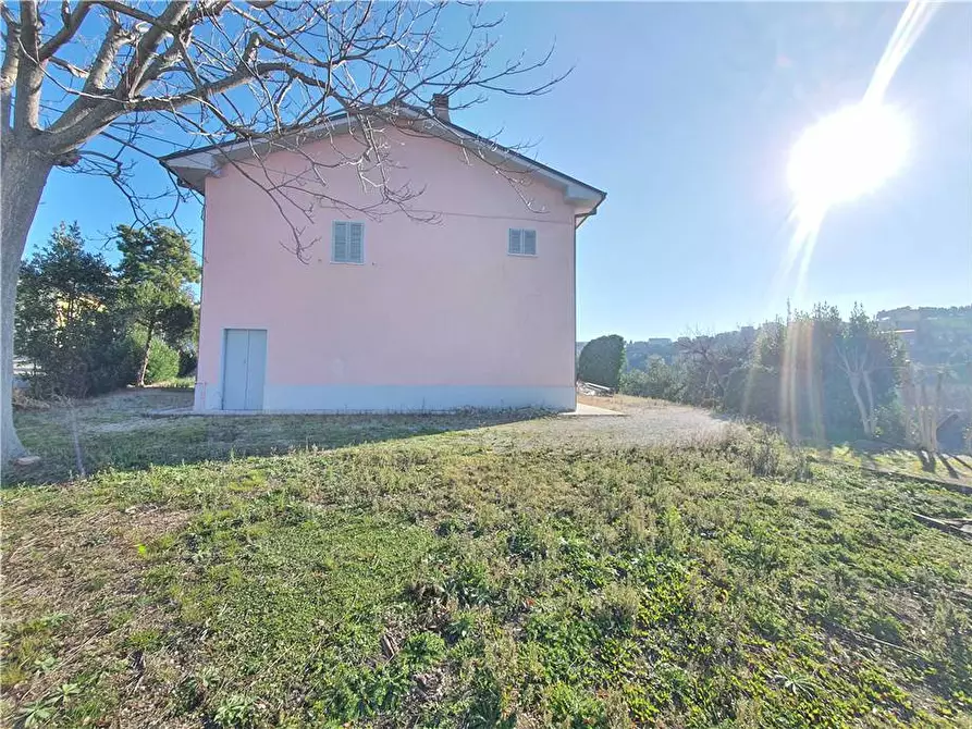 Immagine 6 di Terreno in vendita  in Via italia, 76 a Fermo