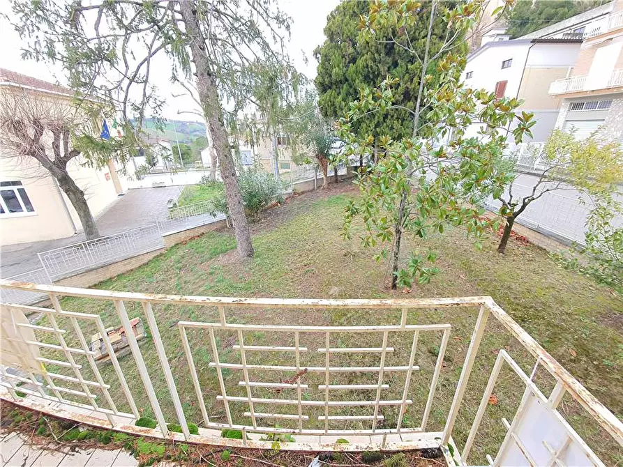 Immagine 10 di Villa in vendita  in V.le trieste, 26 a Montottone