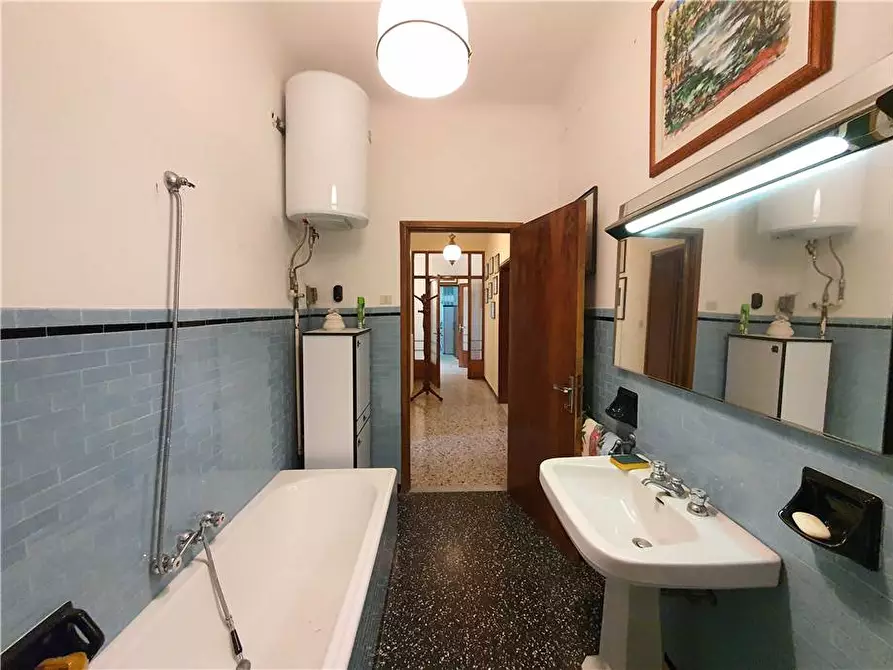 Immagine 23 di Villa in vendita  in V.le trieste, 26 a Montottone