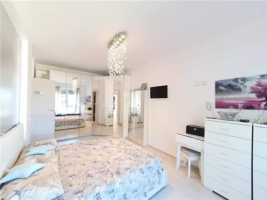 Immagine 24 di Villa in vendita  in Via fontana marina a Campofilone