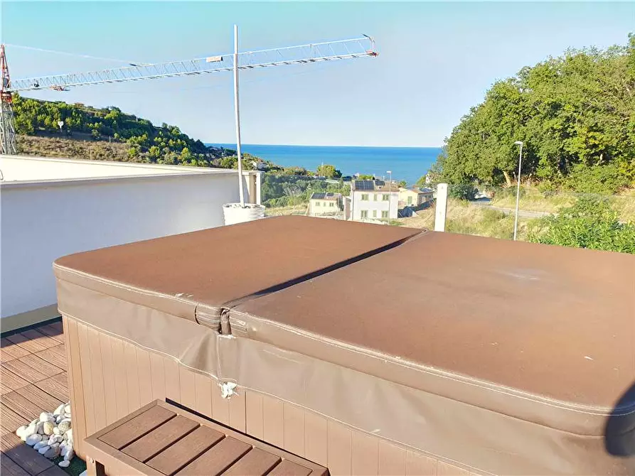 Immagine 9 di Villa in vendita  in Via fontana marina a Campofilone