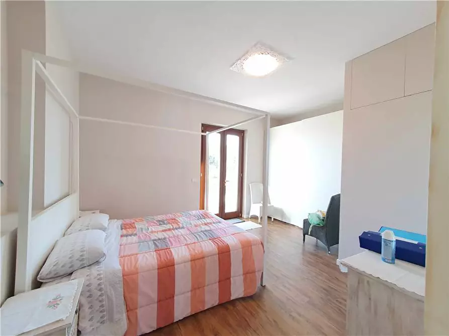 Immagine 18 di Villa in vendita  in V.le sp2 a Lapedona