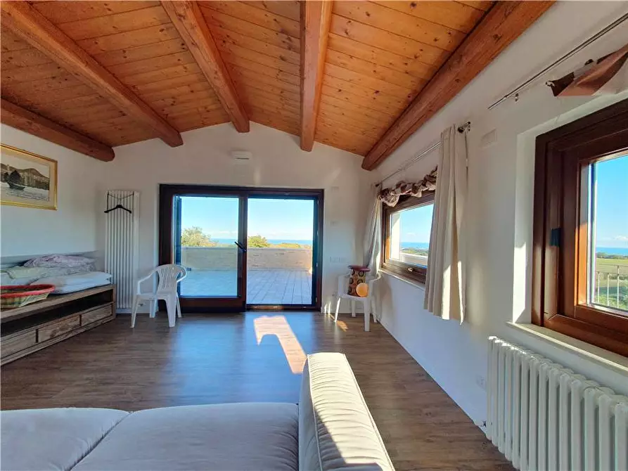 Immagine 22 di Villa in vendita  in V.le sp2 a Lapedona