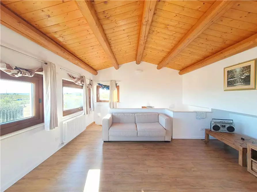 Immagine 26 di Villa in vendita  in V.le sp2 a Lapedona