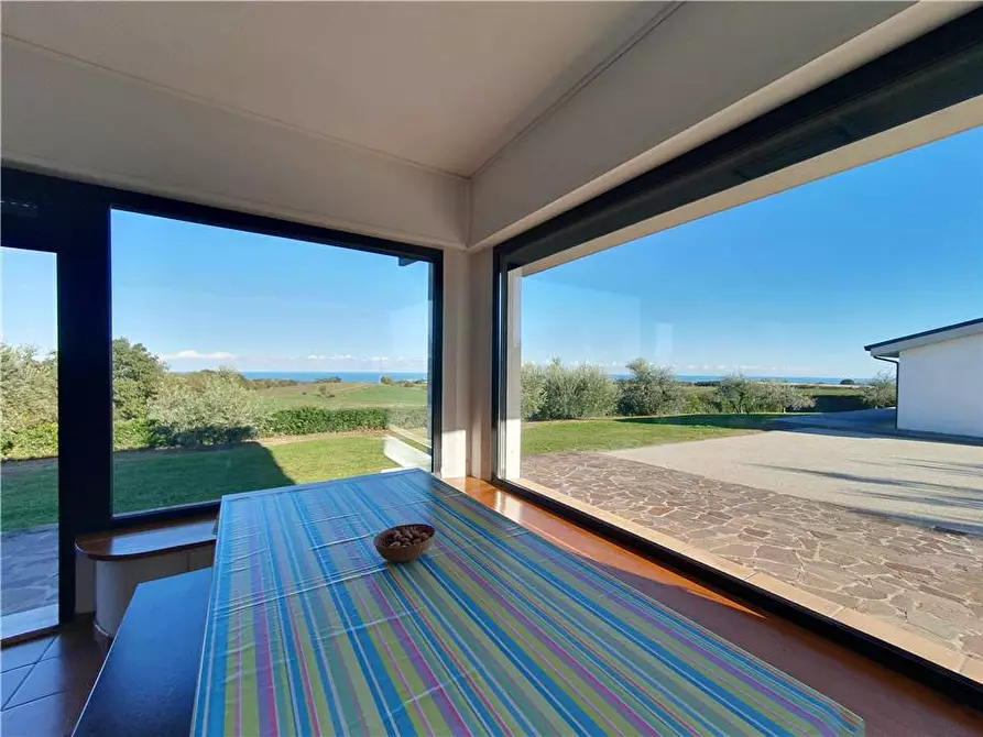 Immagine 3 di Villa in vendita  in V.le sp2 a Lapedona