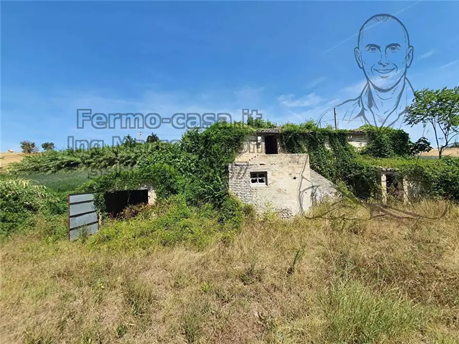 Immagine 1 di Rustico / casale in vendita  in Via Contrada Capparuccia, 3 a Ponzano Di Fermo