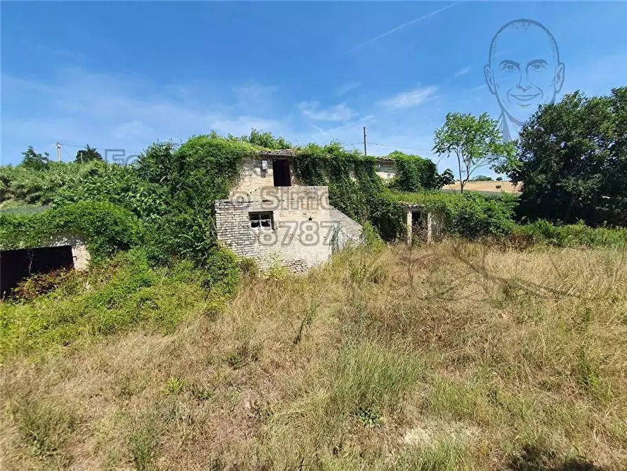 Immagine 26 di Rustico / casale in vendita  in Via Contrada Capparuccia, 3 a Ponzano Di Fermo