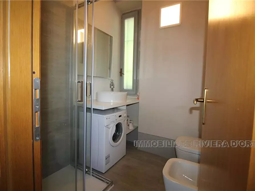 Immagine 17 di Appartamento in affitto  a Orta San Giulio