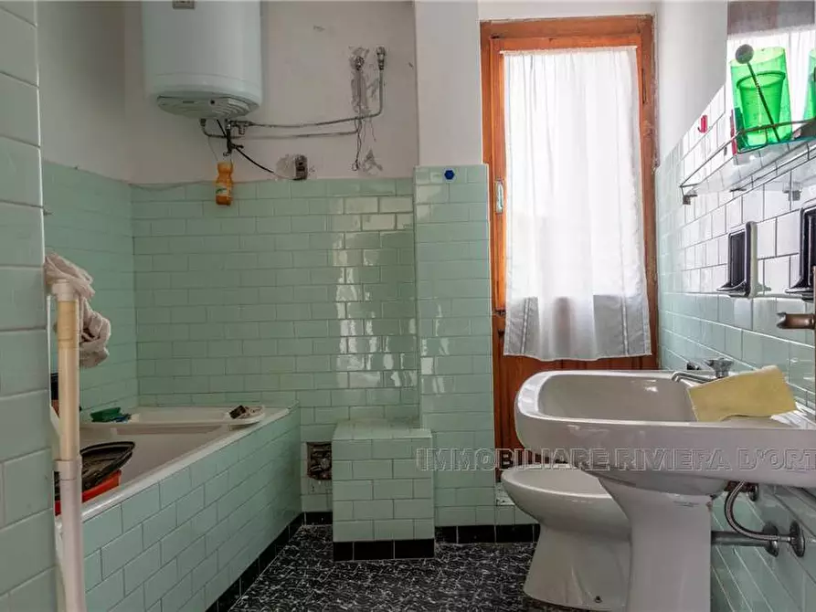 Immagine 10 di Rustico / casale in vendita  a Miasino