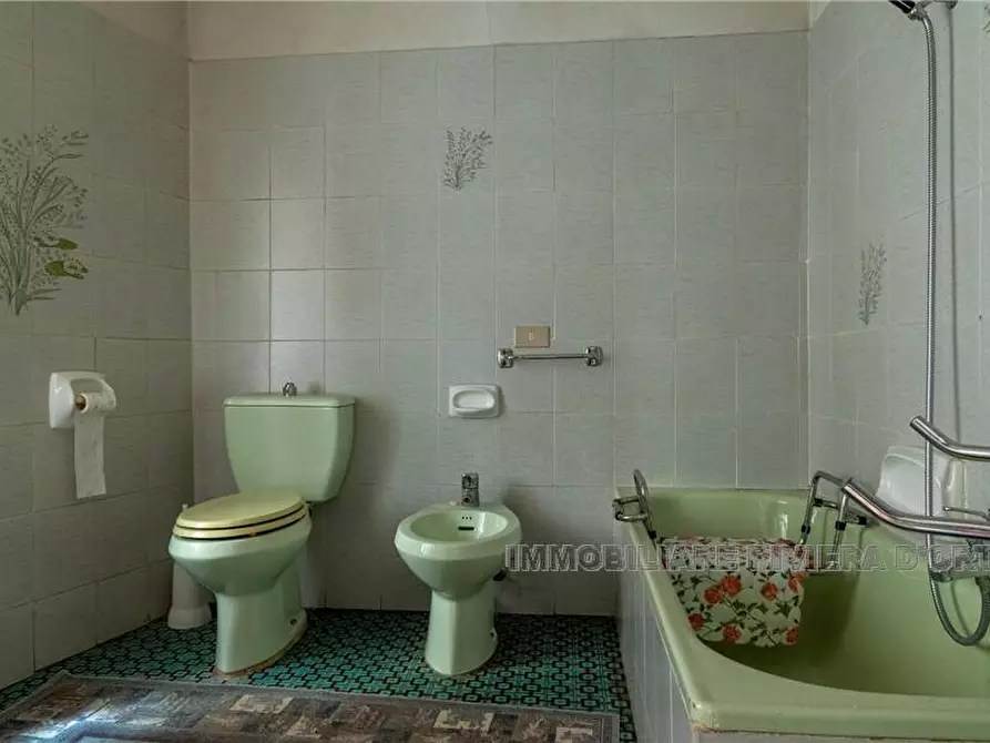 Immagine 19 di Rustico / casale in vendita  a Miasino