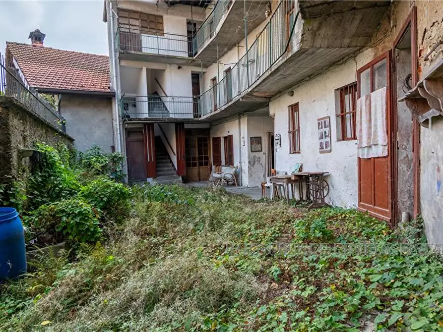 Immagine 25 di Rustico / casale in vendita  a Miasino