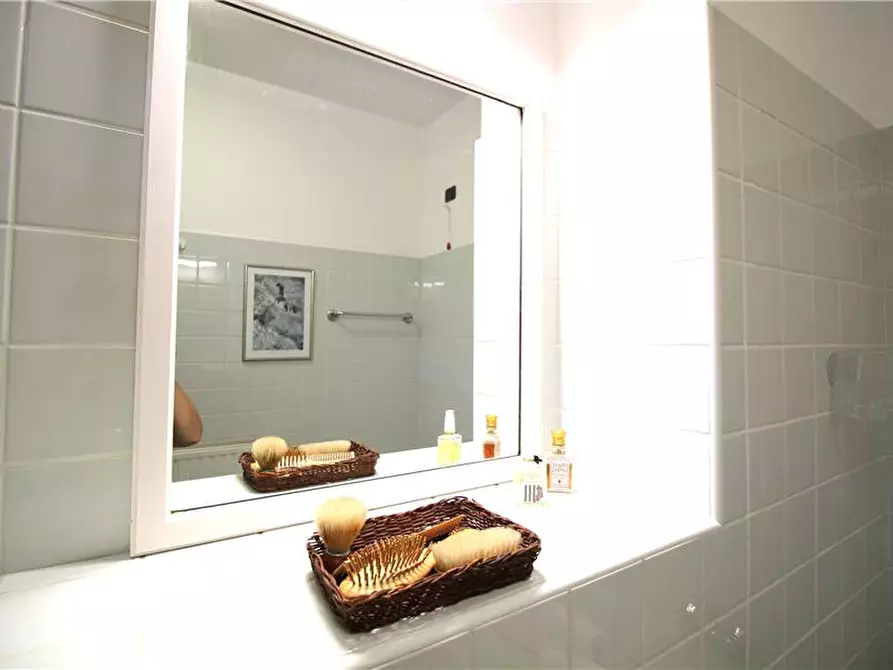 Immagine 25 di Appartamento in affitto  a Pettenasco