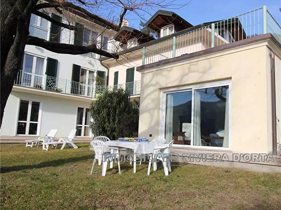 Immagine 26 di Appartamento in affitto  a Pettenasco