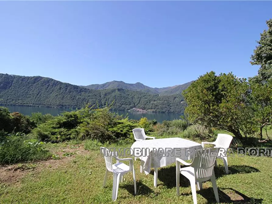 Immagine 2 di Appartamento in affitto  a Pettenasco