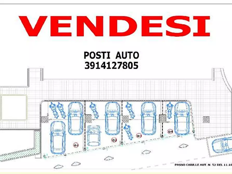 Immagine 2 di Garage in vendita  a Oristano