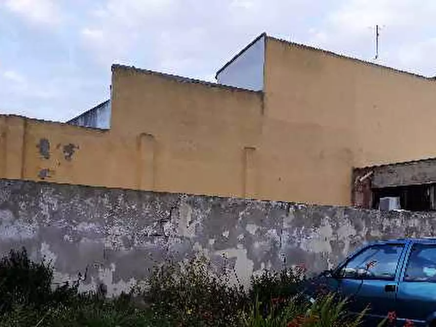 Immagine 4 di Attività commerciale in vendita  a Oristano
