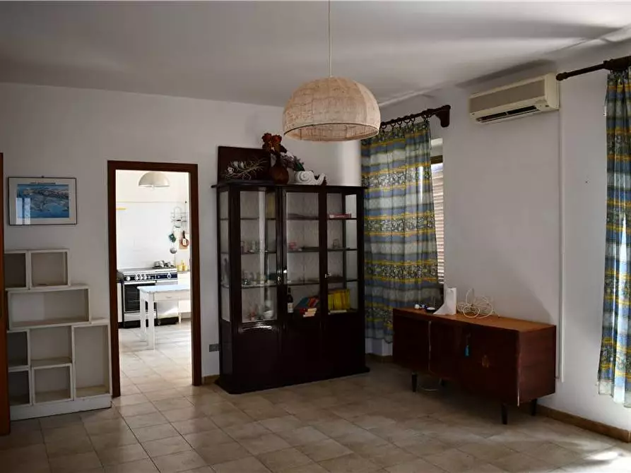 Immagine 4 di Villa in vendita  a Cuglieri