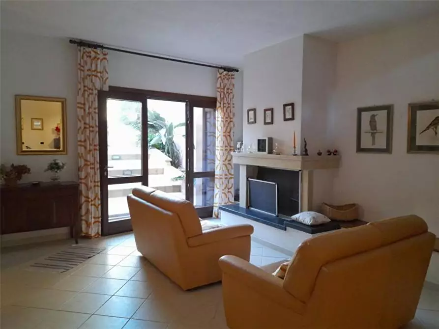Immagine 2 di Villa in vendita  a Cabras