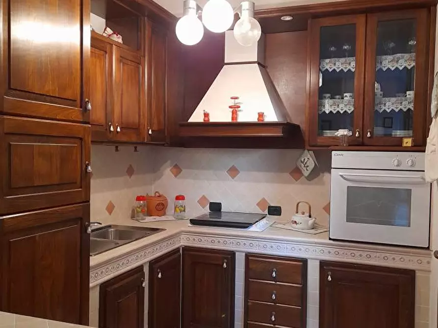 Immagine 3 di Villa in vendita  a Cabras