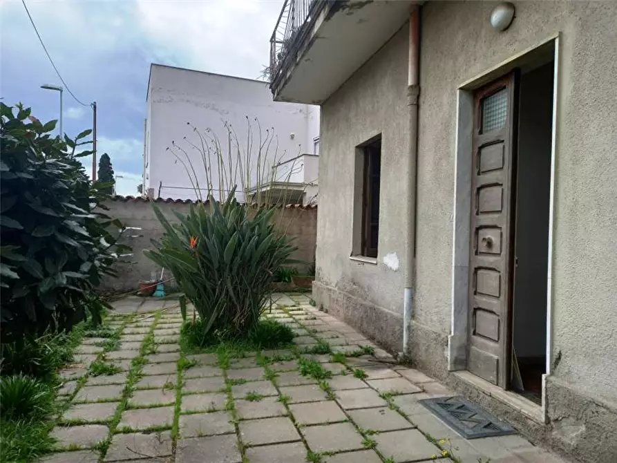 Immagine 2 di Appartamento in vendita  a Oristano