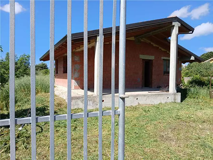 Immagine 4 di Rustico / casale in vendita  a Oristano