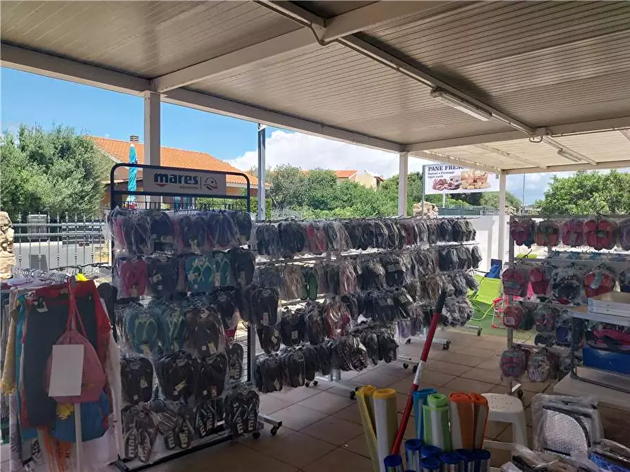 Immagine 4 di Attività commerciale in vendita  a San Vero Milis