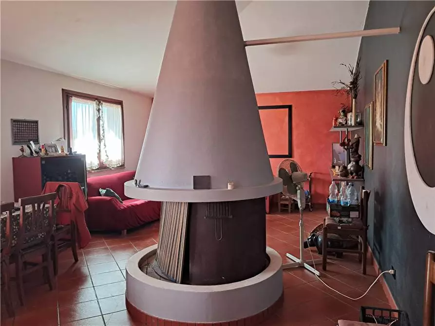 Immagine 1 di Villa in vendita  a Riola Sardo