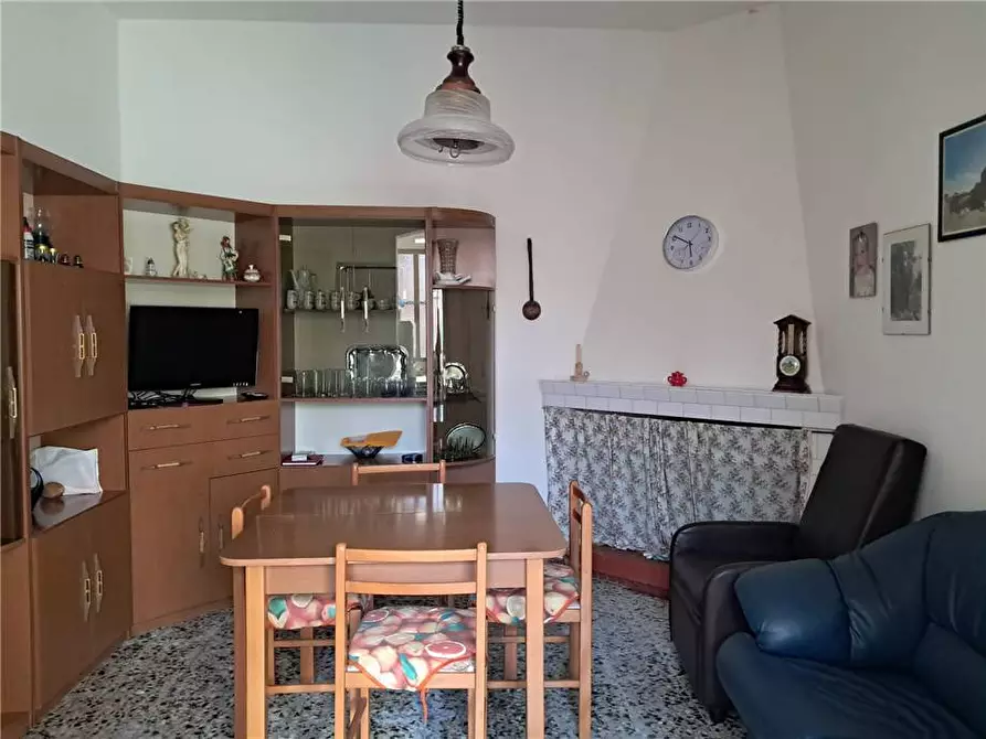 Immagine 3 di Villa in vendita  a Ollastra