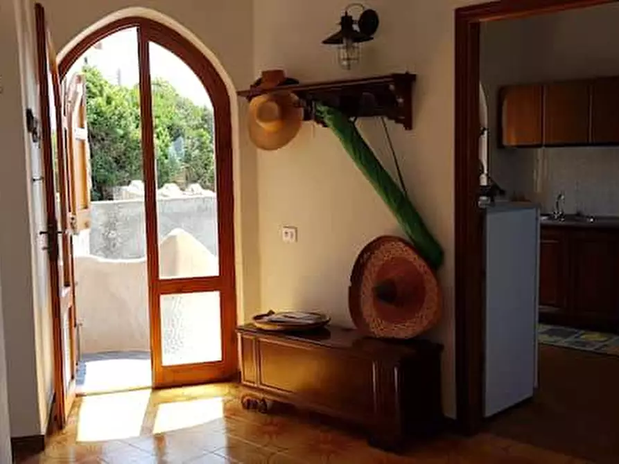 Immagine 5 di Villa in vendita  a Cuglieri