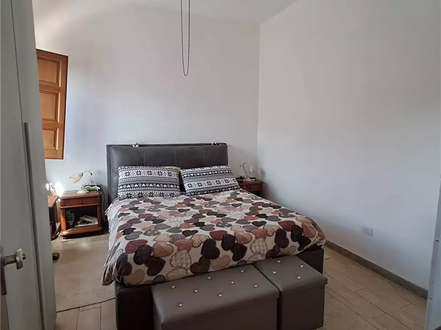 Immagine 4 di Villa in vendita  a Fordongianus