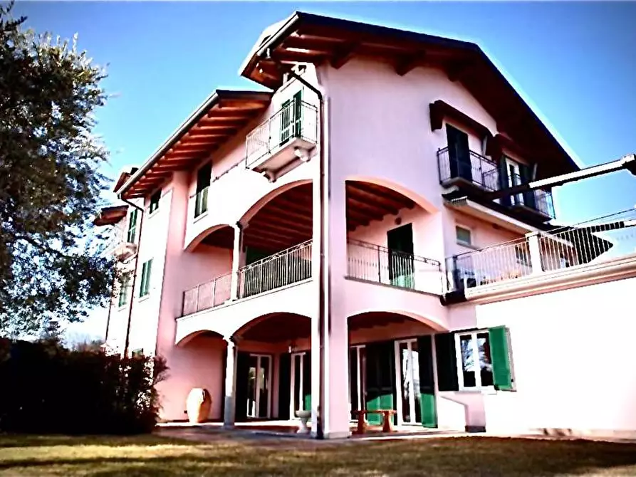 Immagine 4 di Albergo/B&B/Residence in vendita  a Malgesso