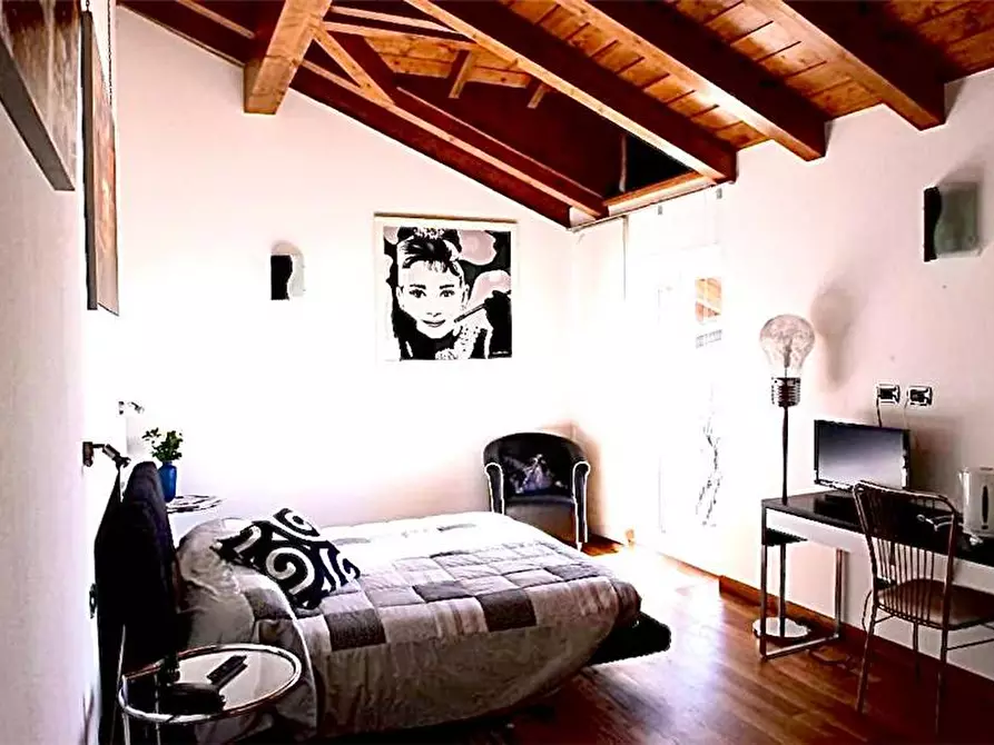 Immagine 9 di Albergo/B&B/Residence in vendita  a Malgesso
