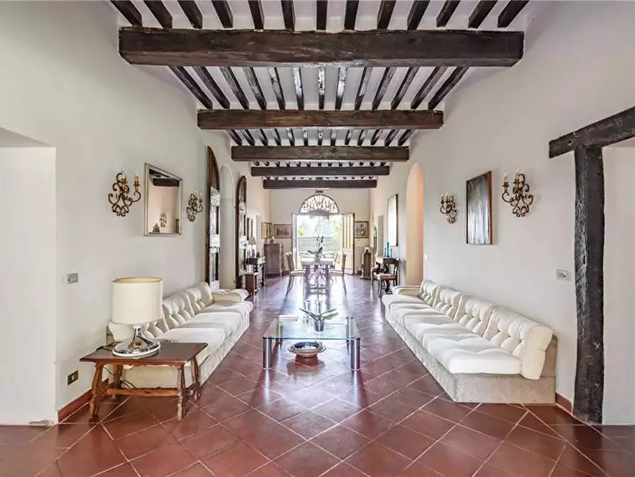 Immagine 5 di Rustico / casale in vendita  a Cento