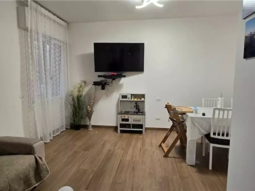 Immagine 3 di Appartamento in vendita  a Modena