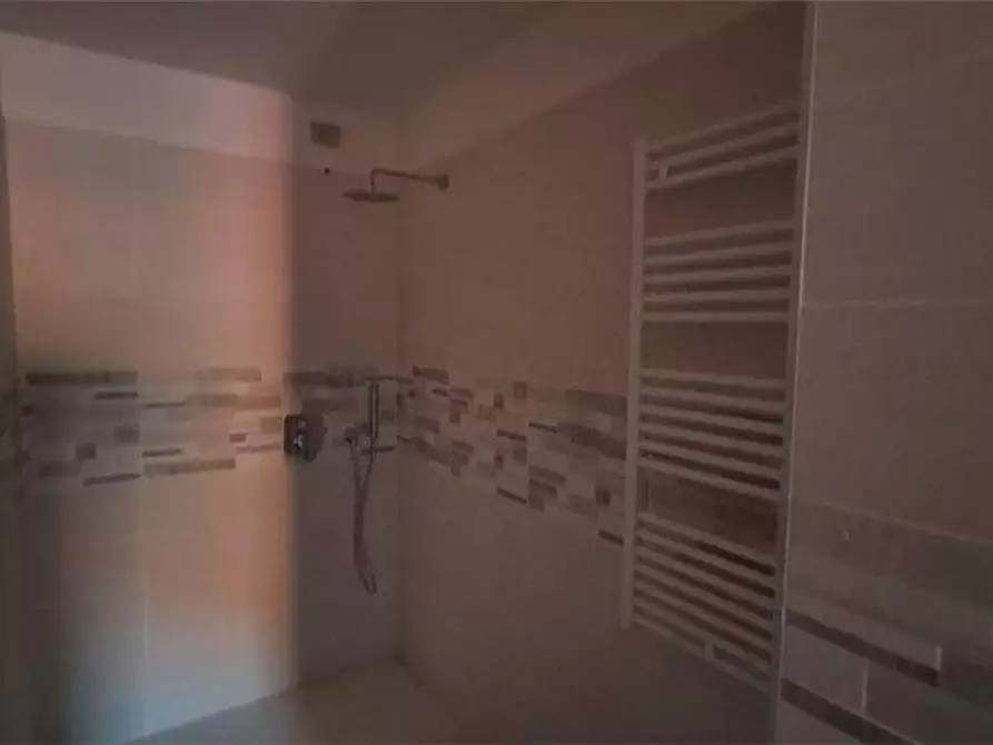 Immagine 13 di Villa in vendita  a Mirandola