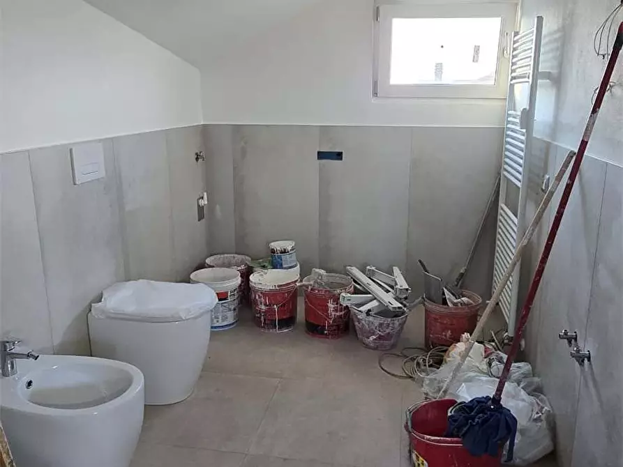 Immagine 12 di Appartamento in vendita  a Modena