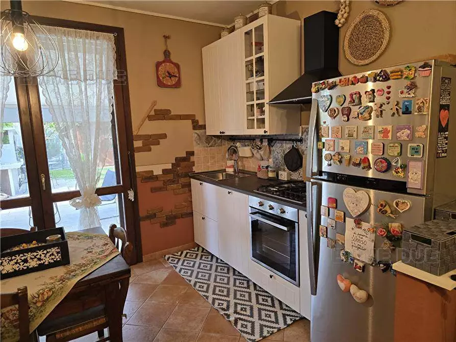 Immagine 6 di Villa in vendita  a Novi Di Modena