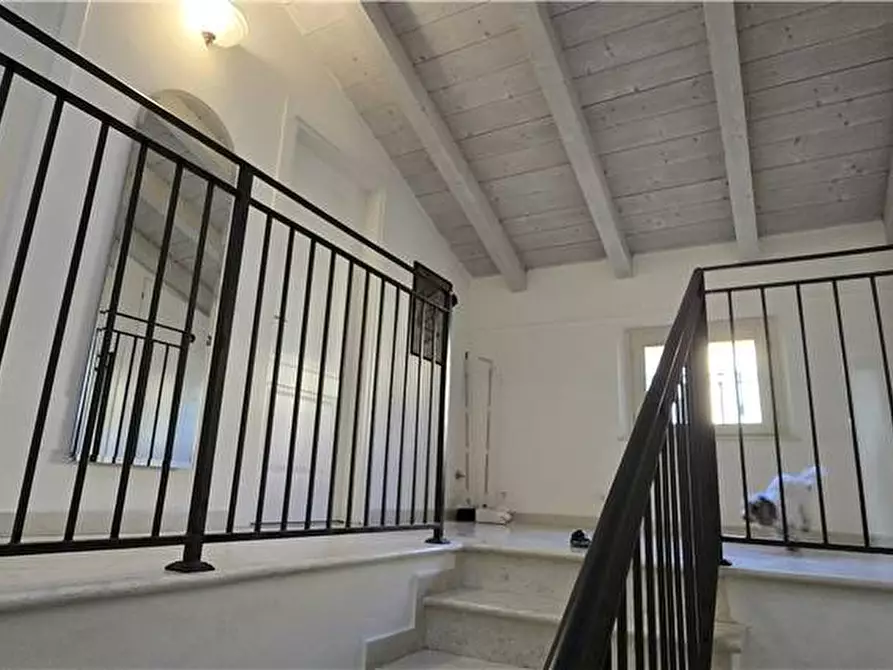 Immagine 16 di Porzione di casa in vendita  a Modena