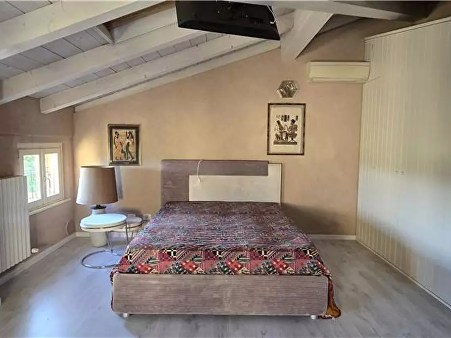 Immagine 17 di Porzione di casa in vendita  a Modena