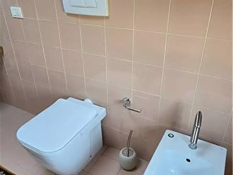 Immagine 21 di Porzione di casa in vendita  a Modena