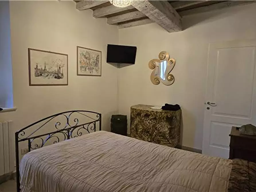 Immagine 7 di Porzione di casa in vendita  a Modena