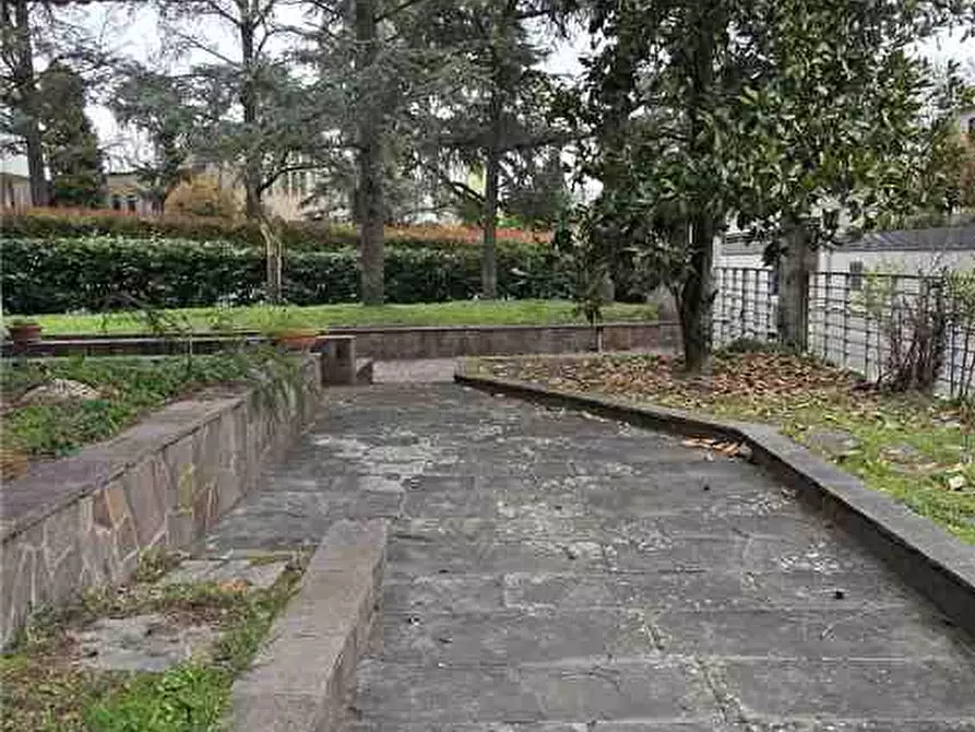 Immagine 4 di Villa in vendita  a Modena