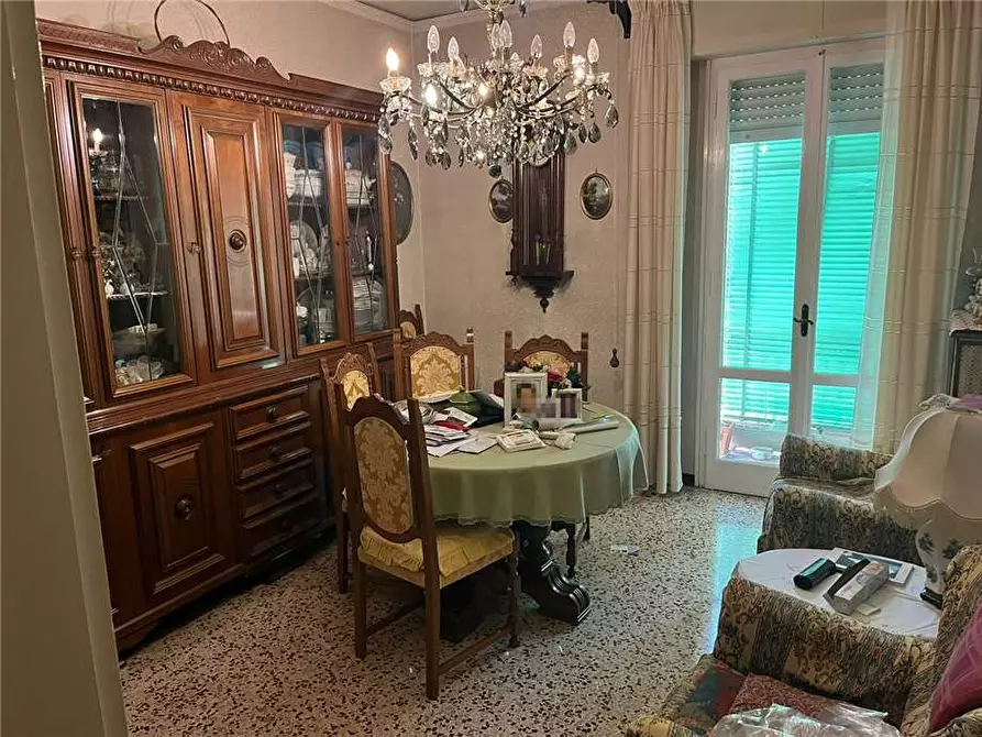Immagine 1 di Appartamento in vendita  a Modena